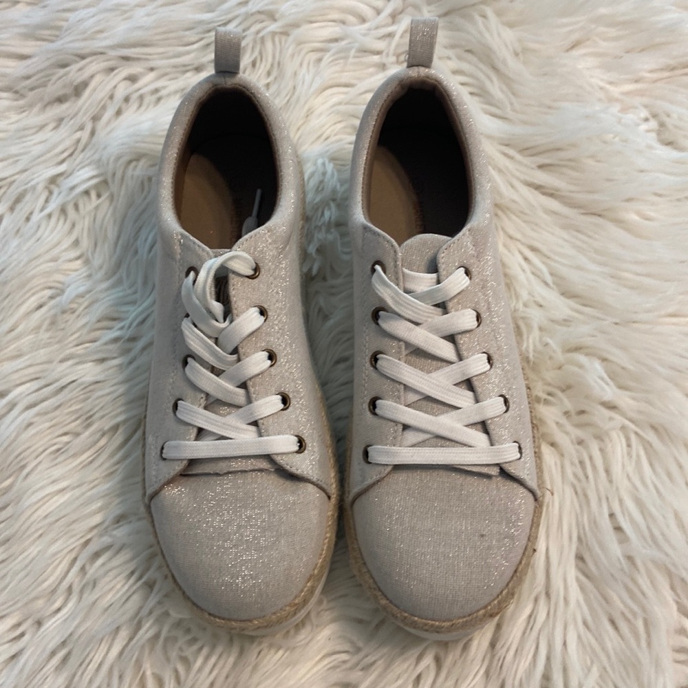 MARLEYLILLY SHOES size 11 brand new color silver with sparkling see all photos
